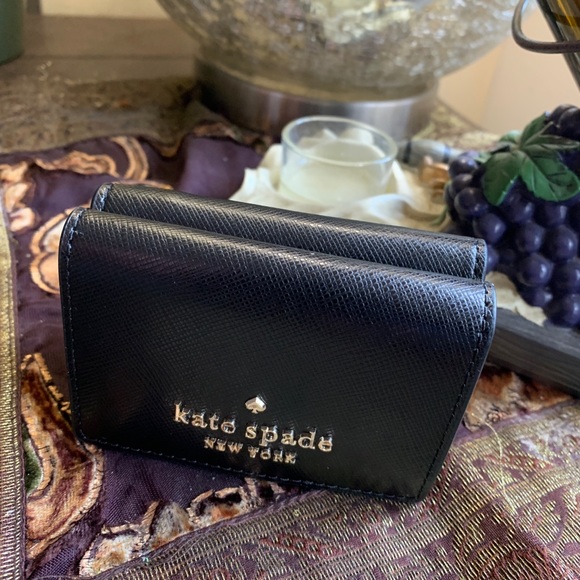 Authentic Kate spade trifold small snap wallet /coin - Picture 4 of 10